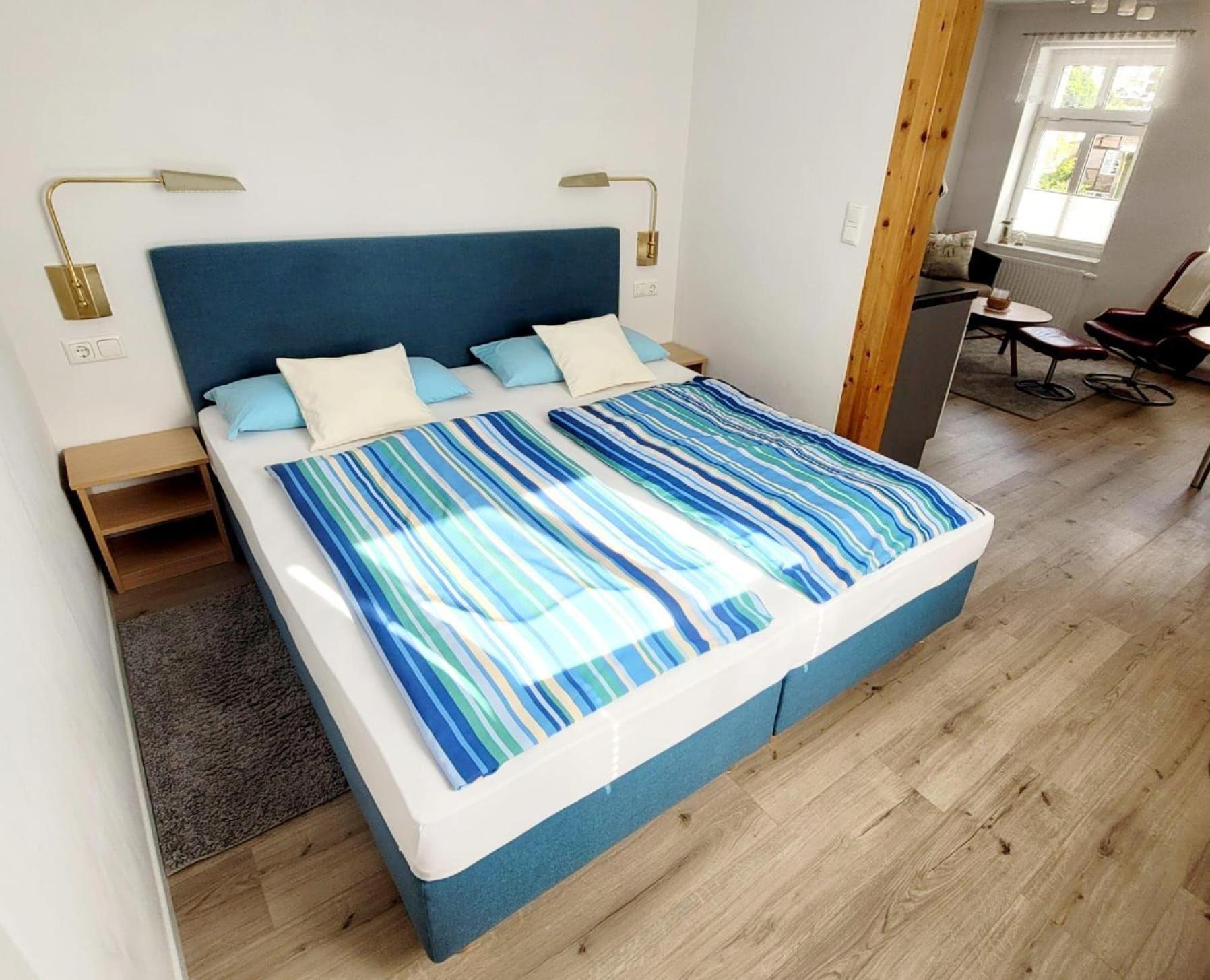 Ferienwohnung-2-In-Der-Altstadt-Fam-Harder 사스니츠 외부 사진